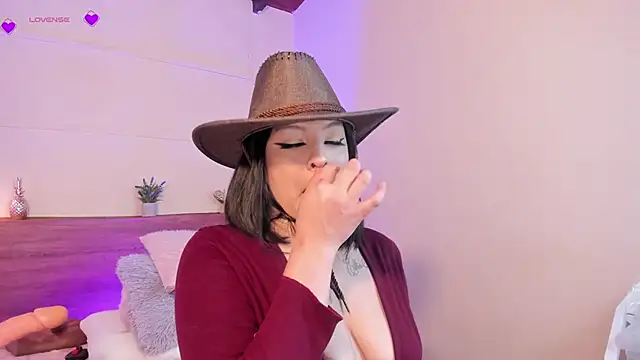 sherylgrey online show from September 2025 10:46:01 PM