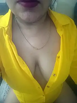 Snapshot of Naughty-Trisha chatting on September 2025 06:48:02 AM Naughty-Trisha online show from September 2025 06:48:02 AM