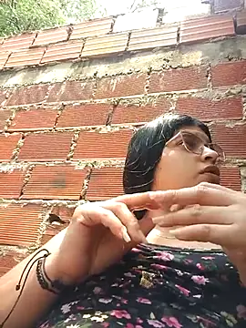 naughty-girl01 online show from March 2025 05:07:02 PM