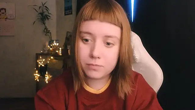 Snapshot of June_shy0 chatting on December 2024 08:28:01 AM June shy0 online show from December 2024 08:28:01 AM