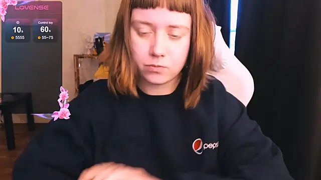 Snapshot of June_shy0 chatting on January 2025 12:19:02 PM June shy0 online show from January 2025 12:19:02 PM