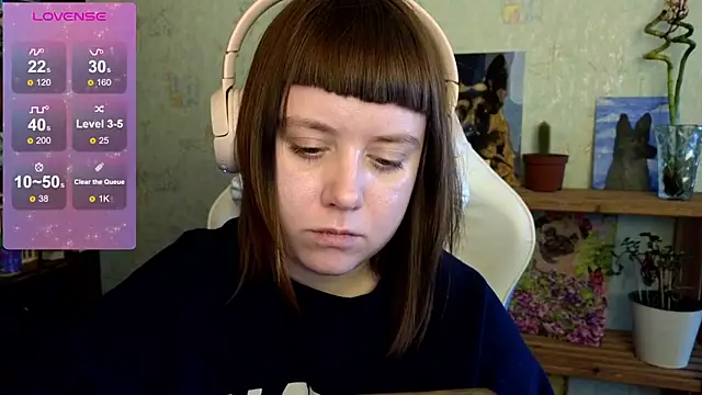 Snapshot of June_shy0 chatting on January 2025 08:11:02 AM June shy0 online show from January 2025 08:11:02 AM