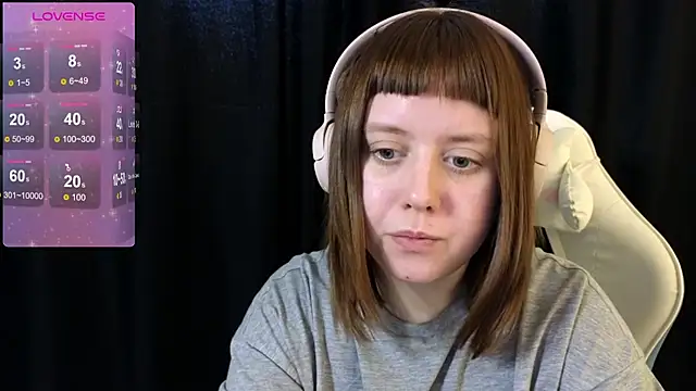 Snapshot of June_shy0 chatting on February 2025 08:07:01 AM June shy0 online show from February 2025 08:07:01 AM