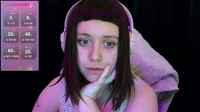 Snapshot of June_shy0 chatting on March 2025 07:26:01 AM June shy0 online show from March 2025 07:26:01 AM