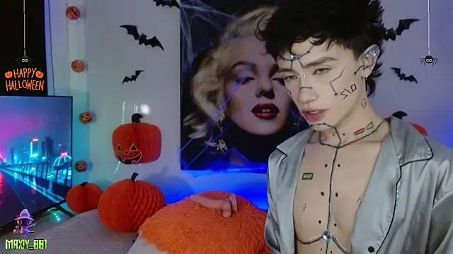 Snapshot of maxiy_001 chatting on October 2025 01:27:02 AM maxiy 001 online show from October 2025 01:27:02 AM