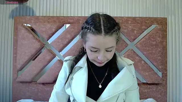  isaabellaa online show from April 2026 12:21:01 PM