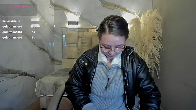  isaabellaa online show from July 2026 02:13:01 PM