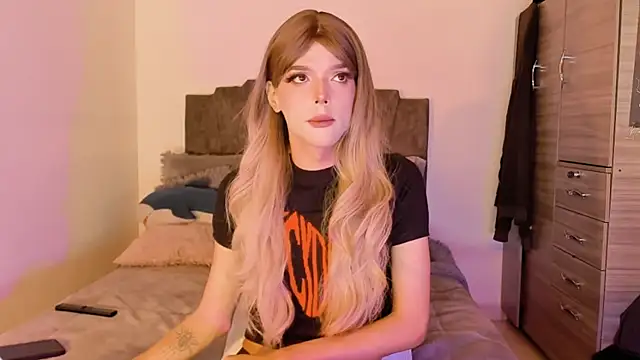 billiesimons2 online show from June 2026 01:05:02 AM