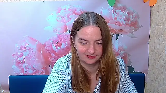 FreyaDak online show from September 2025 05:15:02 PM