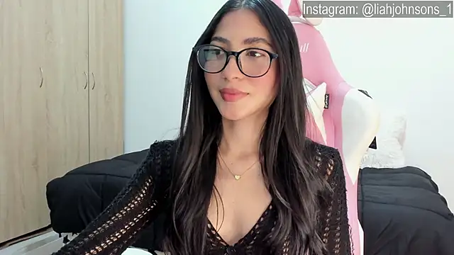 Snapshot of Sweetnaughtygirl_ chatting on February 2025 04:10:01 AM Sweetnaughtygirl online show from February 2025 04:10:01 AM