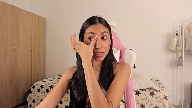 Snapshot of Sweetnaughtygirl_ chatting on March 2025 06:06:02 AM Sweetnaughtygirl online show from March 2025 06:06:02 AM