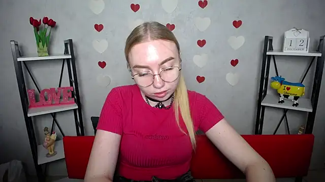 BeatriceFly online show from December 2024 09:08:02 AM