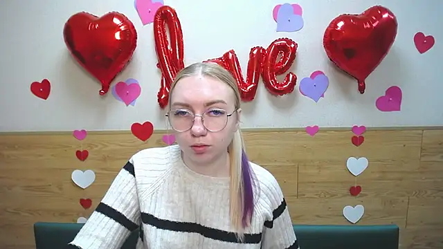 BeatriceFly online show from January 2025 01:25:02 PM