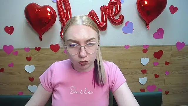 BeatriceFly online show from February 2025 03:32:02 PM