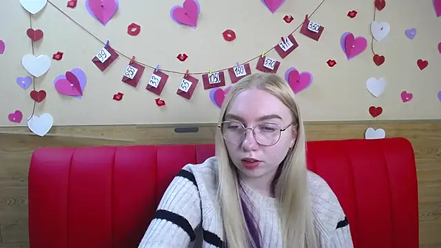 BeatriceFly online show from February 2025 03:19:02 PM