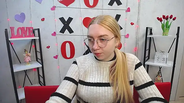 BeatriceFly online show from February 2025 09:11:02 AM