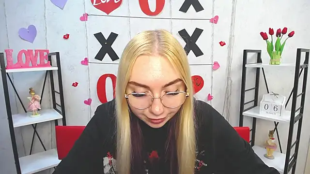 BeatriceFly online show from March 2025 10:41:01 AM