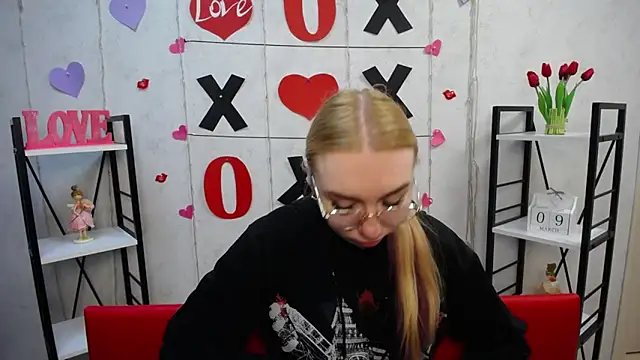 BeatriceFly online show from March 2025 06:27:01 AM