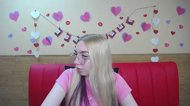 BeatriceFly online show from March 2025 09:10:02 AM