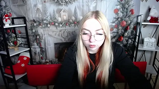 Snapshot of BeatriceFly chatting on January 2026 01:05:02 PM BeatriceFly online show from January 2026 01:05:02 PM