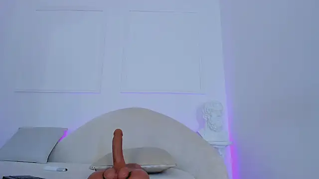 Snapshot of Hanna_Moonlight_ chatting on March 2025 02:10:02 AM Hanna Moonlight online show from March 2025 02:10:02 AM