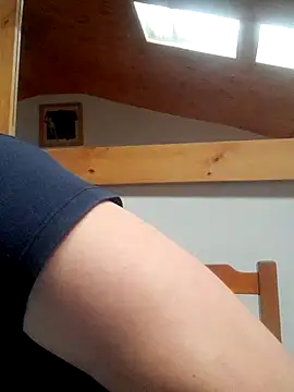 skayhot  online show from May 2026 01:07:02 PM