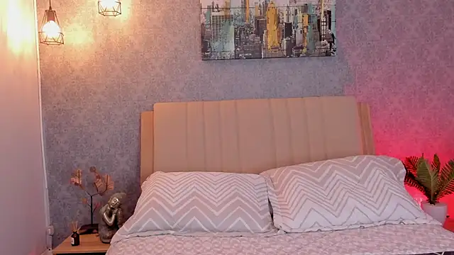 Snapshot of DahianaWalcott chatting on January 2025 12:13:01 AM DahianaWalcott online show from January 2025 12:13:01 AM