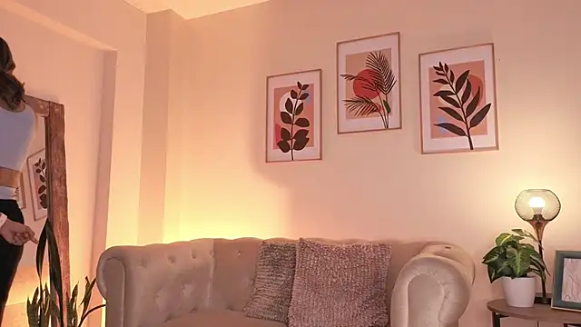 DahianaWalcott online show from February 2026 02:58:01 PM