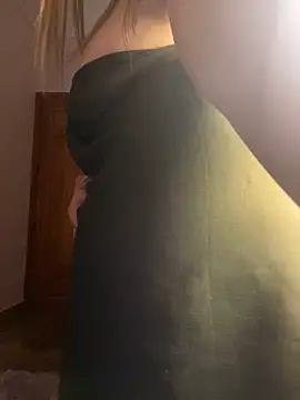 Snapshot of Ghazala-bitsh chatting on December 2024 10:57:02 PM Ghazala-bitsh online show from December 2024 10:57:02 PM