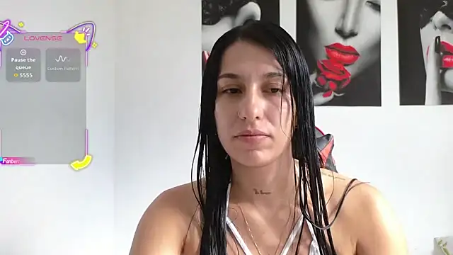Snapshot of tammyandrade_ chatting on May 2026 01:15:02 PM tammyandrade online show from May 2026 01:15:02 PM