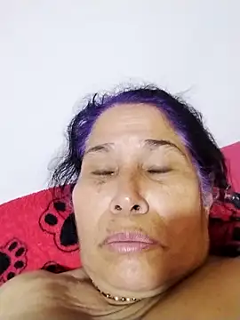 girl amada online show from May 2026 02:53:02 AM