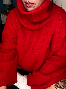 Snapshot of blondy40 chatting on January 2026 05:48:02 PM blondy40 online show from January 2026 05:48:02 PM