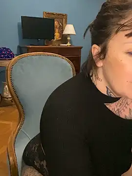 Snapshot of blondy40 chatting on January 2026 02:15:01 AM blondy40 online show from January 2026 02:15:01 AM