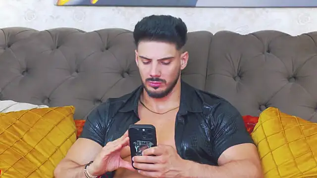 DustinKeent online show from April 2026 06:19:01 AM