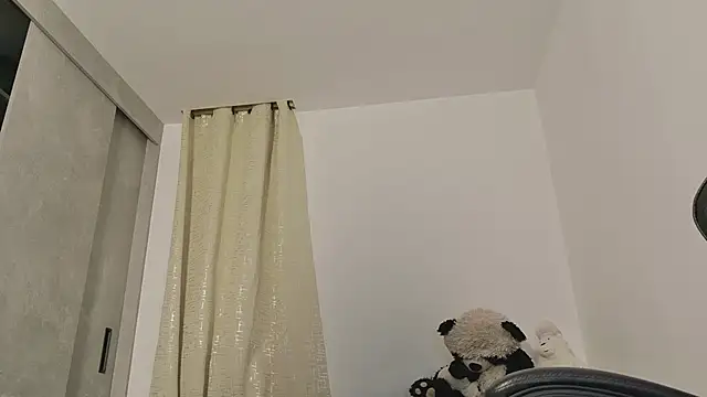 miss valery2 online show from May 2026 05:46:02 AM