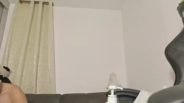 Snapshot of miss_valery2 chatting on June 2026 03:29:01 AM miss valery2 online show from June 2026 03:29:01 AM