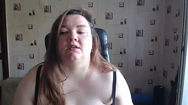Snapshot of TasyaBigTTs chatting on July 2026 01:35:02 PM TasyaBigTTs online show from July 2026 01:35:02 PM