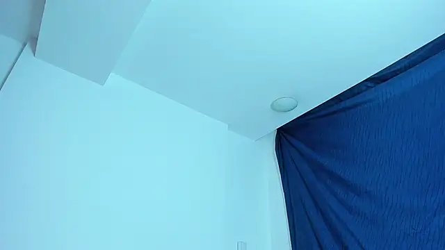 emiily15   online show from January 2025 06:10:01 PM