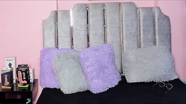 karol noa online show from February 2025 06:36:02 AM