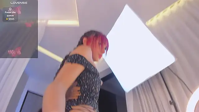 angelrossario online show from December 2024 05:04:01 AM