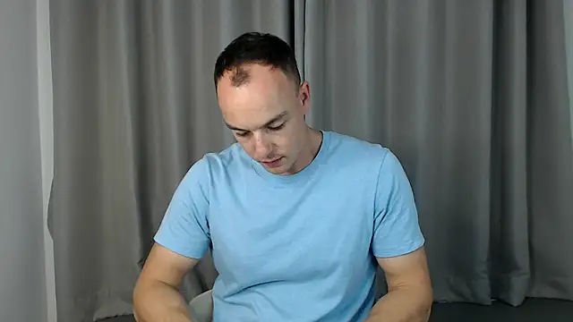 Snapshot of heilgarbest chatting on November 2025 10:45:02 AM heilgarbest online show from November 2025 10:45:02 AM