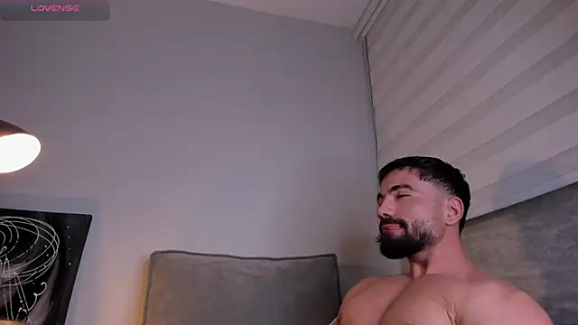 edrick walton1 online show from March 2025 12:36:01 AM