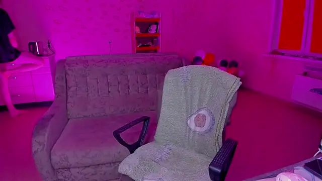 Snapshot of TheMikeSever chatting on February 2025 08:04:01 PM TheMikeSever online show from February 2025 08:04:01 PM