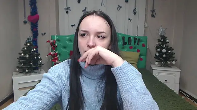 IsabelBlackberry online show from December 2025 06:10:02 AM