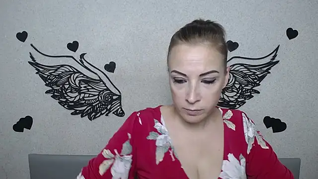 ElizabethSho online show from July 2026 05:09:01 PM