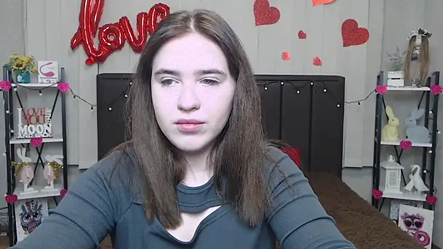 LauraHlot online show from February 2025 06:08:02 PM
