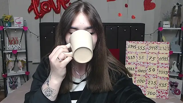 LauraHlot online show from March 2025 09:16:02 PM