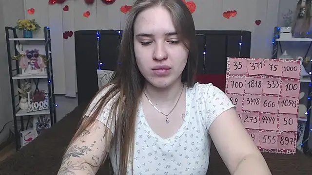 LauraHlot online show from May 2026 06:42:01 AM
