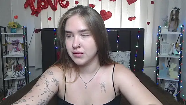 LauraHlot online show from July 2026 08:22:01 AM