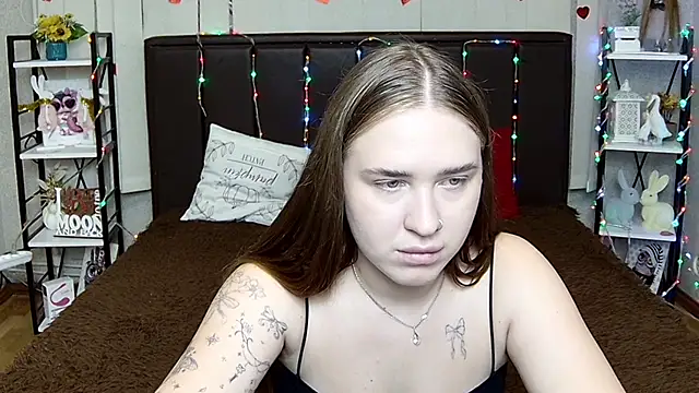 LauraHlot online show from July 2026 05:54:02 AM